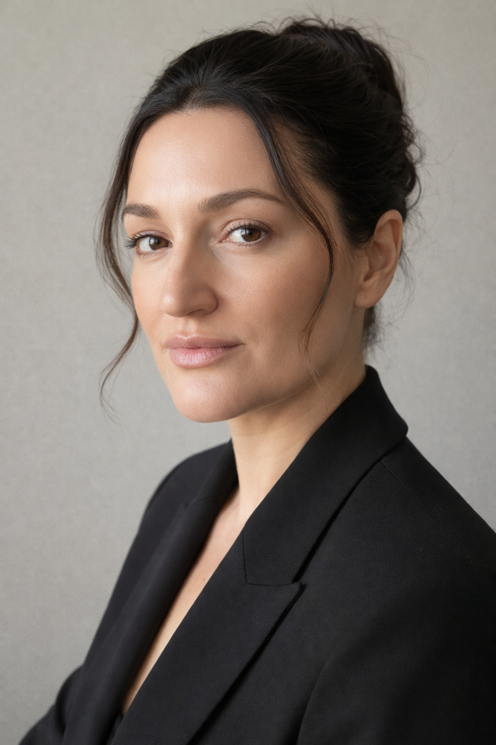 Kristina Metuiwe – International Business Consultant at Cyfire International Dubai Office, founder of KMW Consulting LLC FZ, specializing in international law firm partnerships, company formation in Dubai, and real estate investments